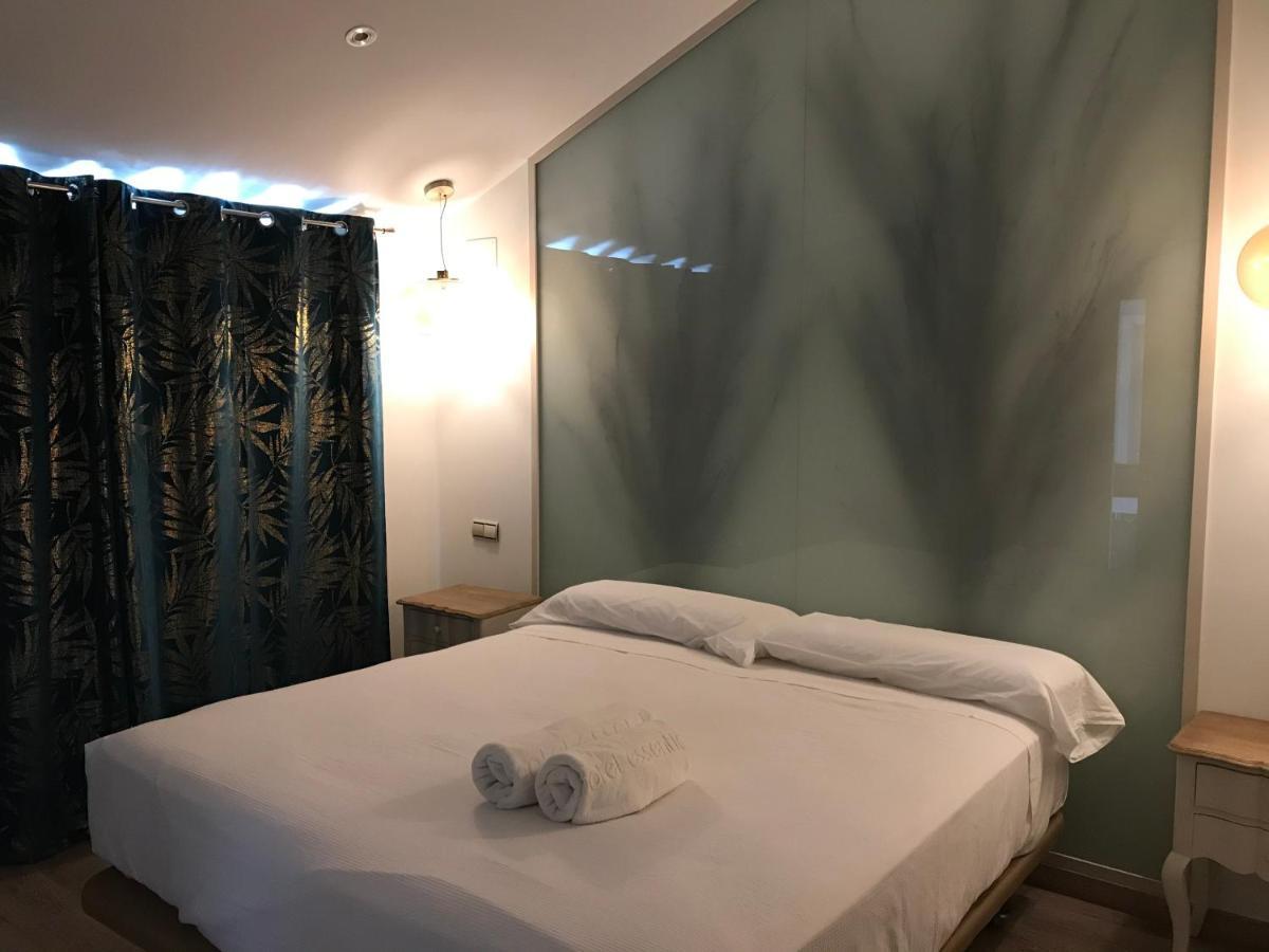 Hotel Galeria Essentia Aracena Exterior photo