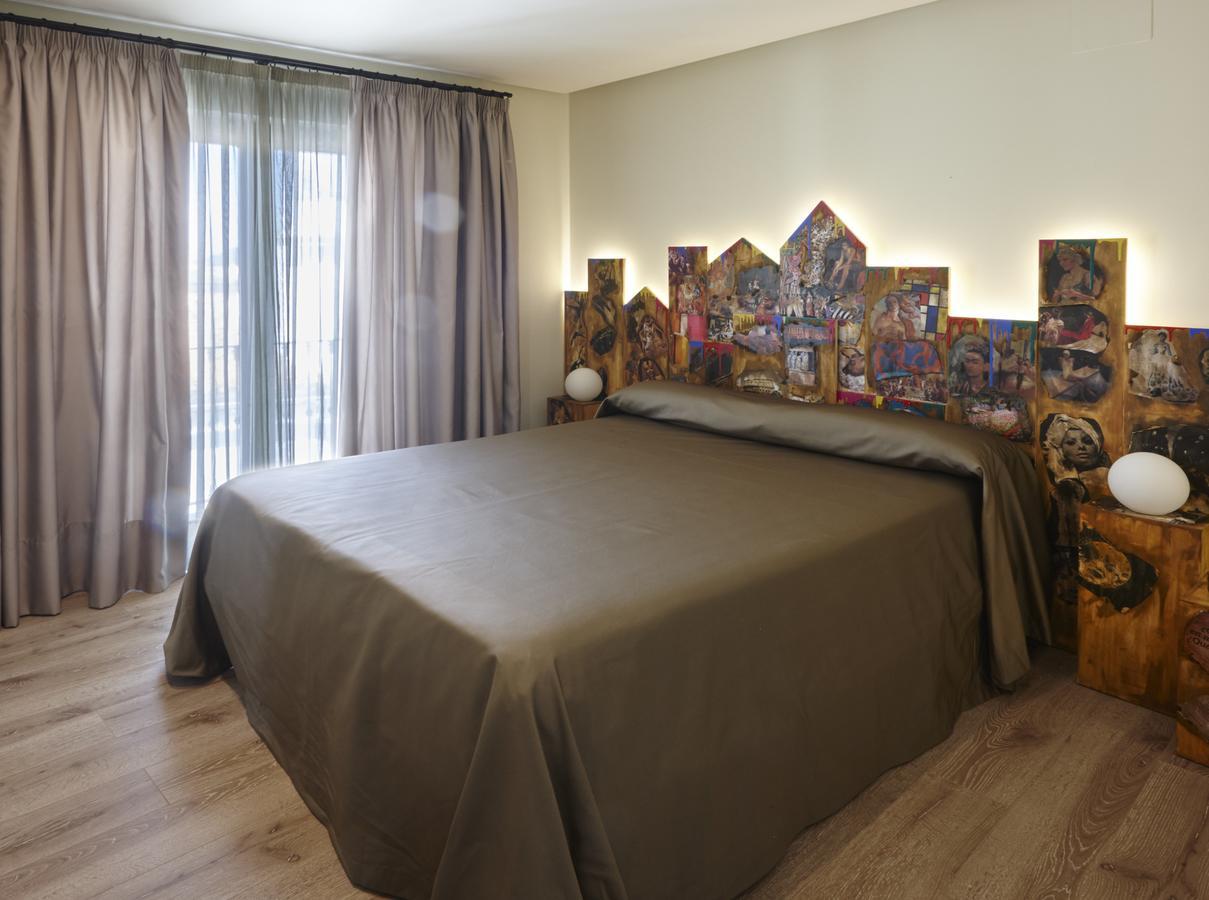 Hotel Galeria Essentia Aracena Exterior photo